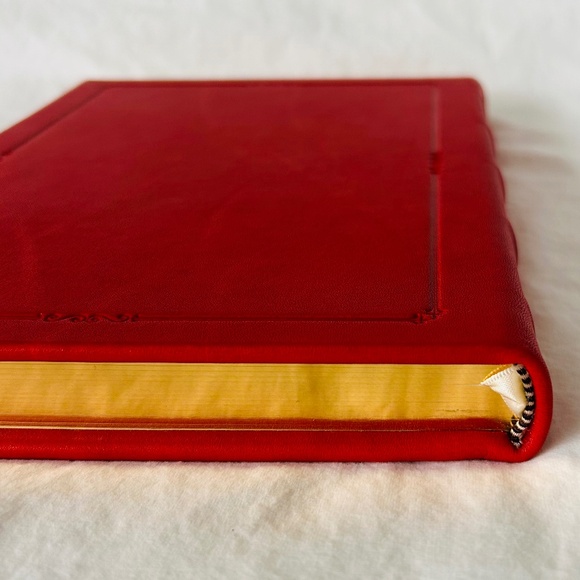 Graphic Image Journal 9" Leather Hardcover 224 Lined Pages RED - Picture 9 of 11